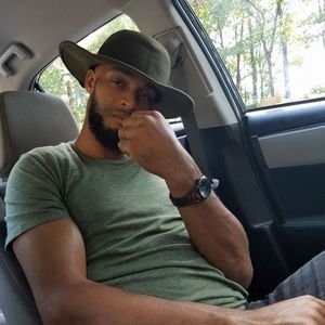 Meet your Posher, Tariq